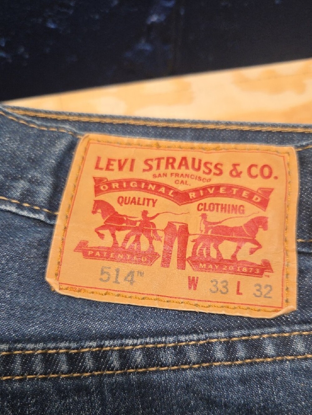 Men's Levi's 514 Straight Fit Blue Denim Jeans (33x32) - Picture 4 of 6